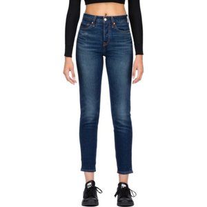 Levis Wedgie Fit Jeans in Authentic Favorite